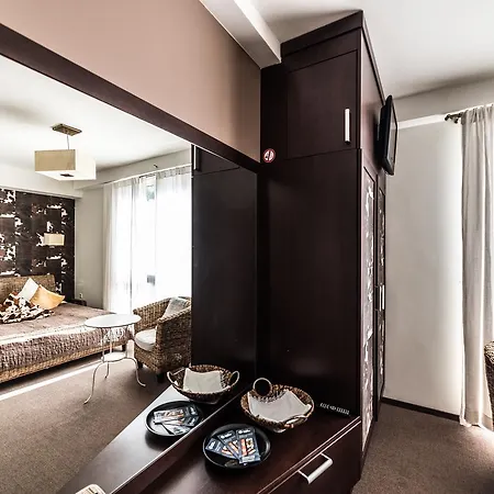 Апартаменты Residences By The Sea *